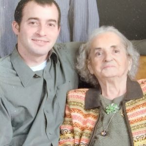 Meet your Posher, Adam